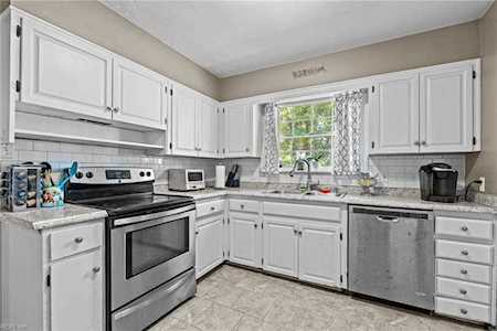 132 Granby Park Norfolk, VA 23505