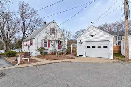 30 Fair St Uxbridge, MA 01569