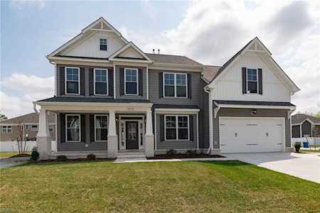 1013 Beachstone Quay Chesapeake, VA 23322