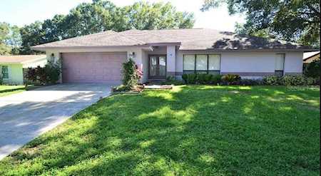 3757 E Lake Dr Land O Lakes, FL 34639