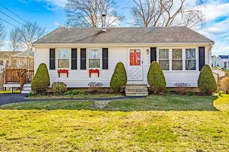 25 Merritt Ave(Dead End St) Brockton, MA 02302