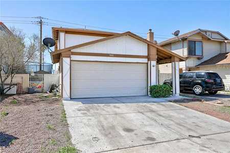 5803 Quicksilver Circle Las Vegas, NV 89110