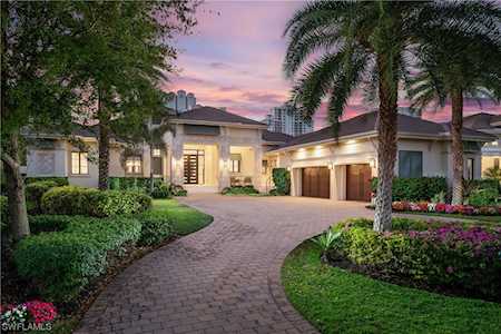 26110 Woodlyn Dr Bonita Springs, FL 34134