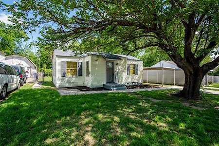 1304 Westwick Drive River Oaks, TX 76114