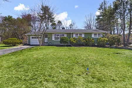 62 Dean Road Wayland, MA 01778
