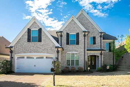 8559 S Woodland Rose Cir Memphis, TN 38016