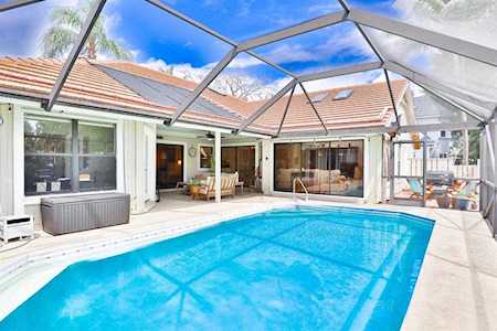 5008 Whispering Holw Palm Beach Gardens, FL 33418