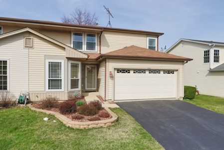 1016 Southbridge Ln Schaumburg, IL 60194