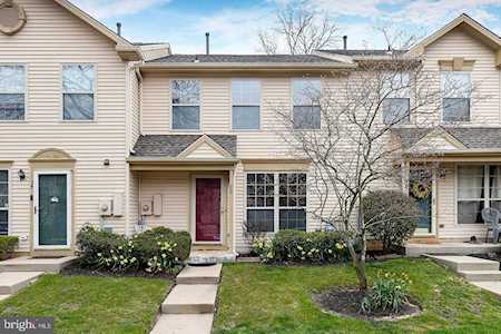 16 Woodbrook Dr Mantua, NJ 08051