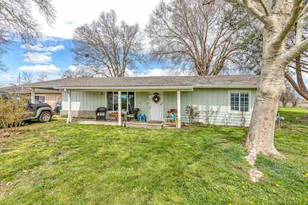 2225 Fowler Ln Central Point, OR 97502