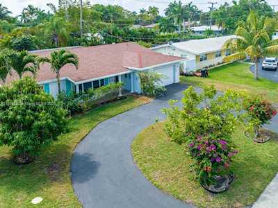 2060 NE 54th St Fort Lauderdale, FL 33308