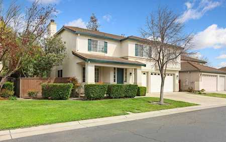 6330 Brook Hollow Circle Stockton, CA 95219