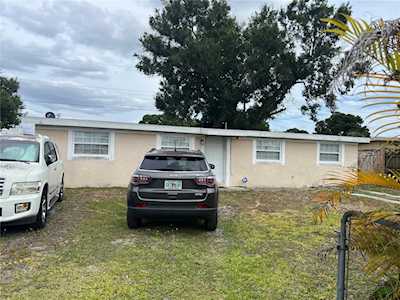 6003 Myer St Tampa, FL 33634