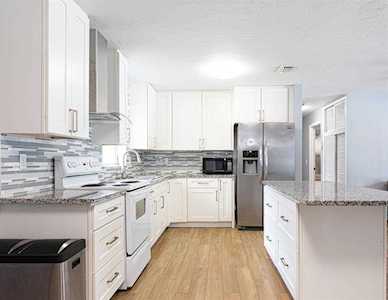 4693 Wenhart Road Lake Worth, FL 33463