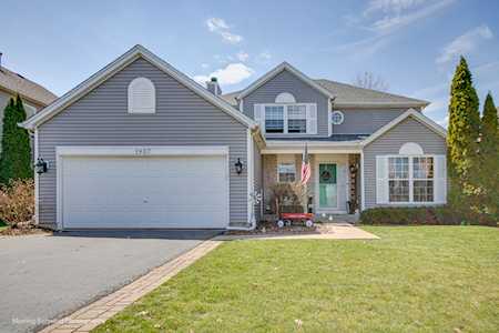 1907 Spring Ridge Dr Plainfield, IL 60586