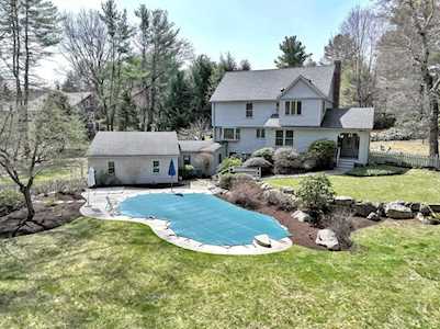 51 Noon Hill Ave Norfolk, MA 02056