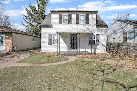19459 Seminole Redford Twp, MI 48240
