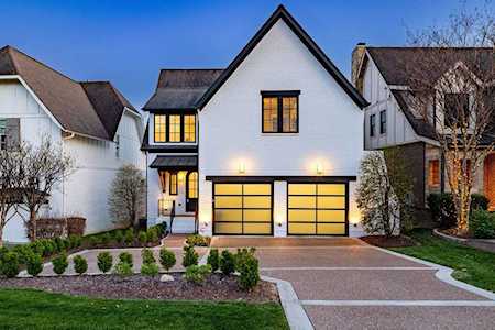 1743 Hillmont Dr Nashville, TN 37215