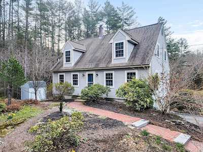 8 Wallace Brook Rd Brookline, NH 03033