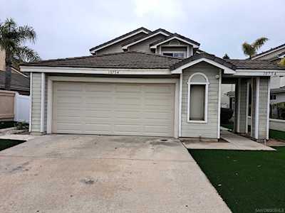 10754 Glendover Ln San Diego, CA 92126