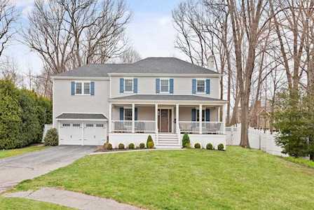 290 Lyman Rd Milton, MA 02186