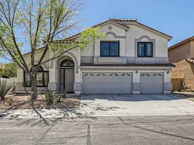 8209 Spring Arts Ave Las Vegas, NV 89129