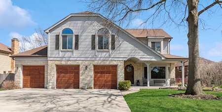 2704 Modaff Rd Naperville, IL 60565