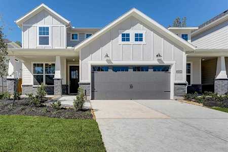 21330 Sierra Point Ln Porter, TX 77365