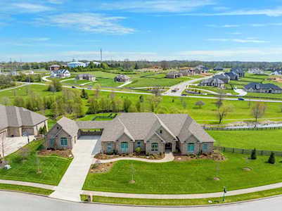 629 Old Coach Rd Nicholasville, KY 40356