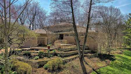 811 Wildrose Springs Dr St. Charles, IL 60174