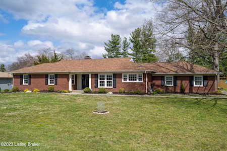 3505 Nandina Dr Louisville, KY 40241