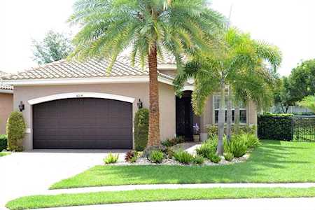 8214 Bergen Peak Terrace Boynton Beach, FL 33473