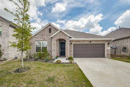 5448 High Pointe Drive Haltom City, TX 76137