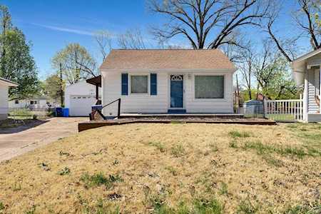 280 Elmdale Ct Florissant, MO 63031