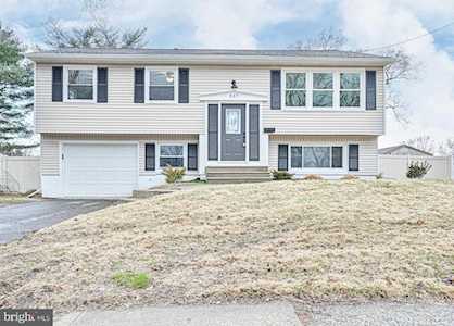 337 Davistown Rd Blackwood, NJ 08012