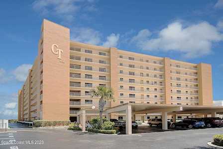 7520 Ridgewood Avenue #906 Cape Canaveral, FL 32920