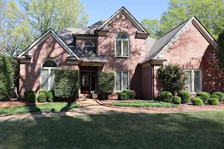 2070 Hawthorn Hill Cv Germantown, TN 38139