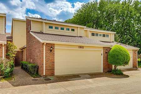 1912 Shorewood Drive Grapevine, TX 76051