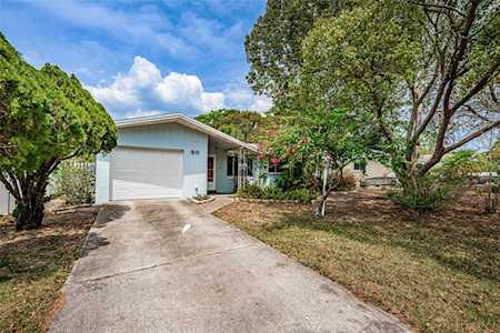 90 Avon Dr #L Safety Harbor, FL 34695