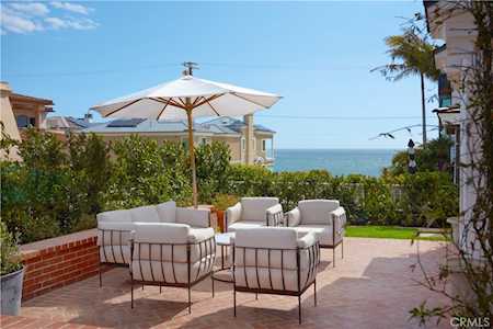 215 Marigold Ave Corona Del Mar, CA 92625