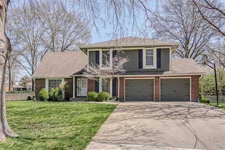 12847 Pembroke Circle Leawood, KS 66209