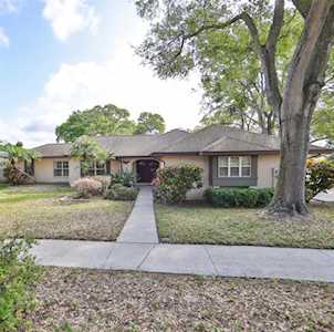 2321 Rolling Oaks Dr Palm Harbor, FL 34683