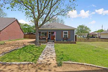 410 S Colorado Street Celina, TX 75009