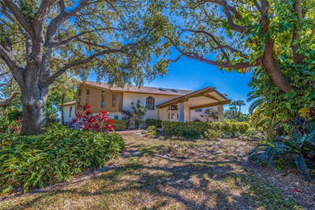 873 2nd Ave S Tierra Verde, FL 33715