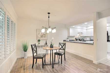 3800 NE Sunset Blvd #E103 Renton, WA 98056