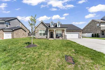 2703 Kingfisher Dr Murfreesboro, TN 37128