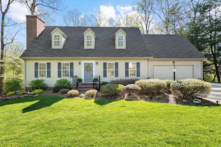 305 Crosslake Dr Tullahoma, TN 37388