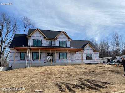 5517 Farmhouse Dr Crestwood, KY 40014
