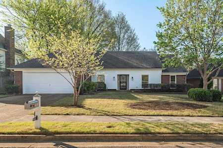 9321 Curling Pond Ln Lakeland, TN 38002