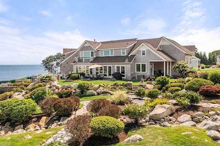 9 Boulder Ave #1 Gloucester, MA 01930